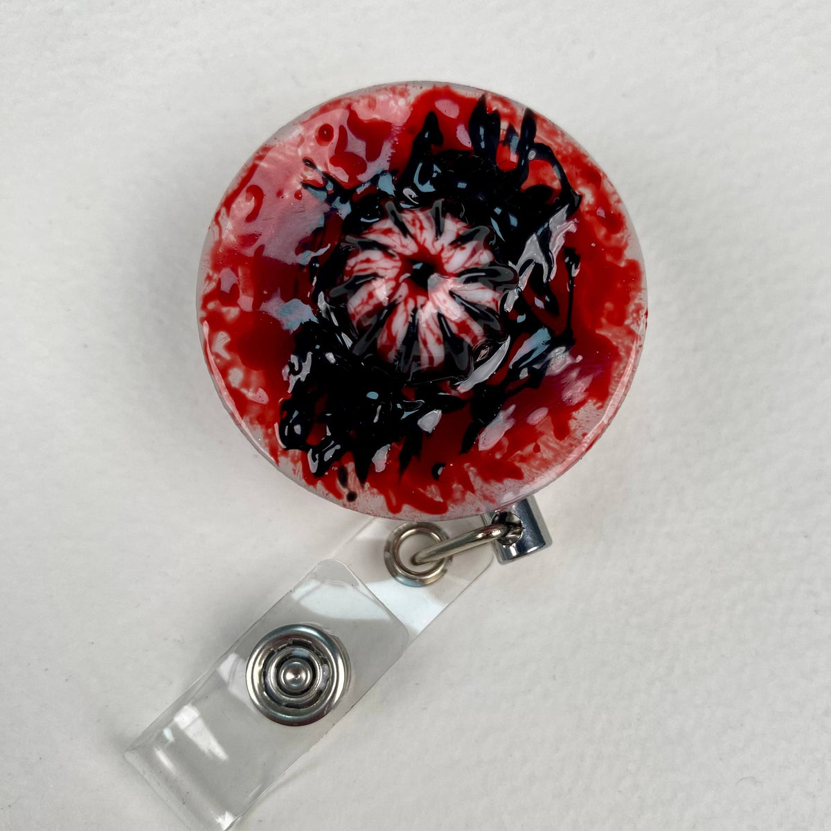 Bloody Horror Eye Badge Reel – Handmade Stainless Steel Retractable ID Holder, Scary 3D Eyeball Resin Badge Reel, Gothic Nurse Gift
